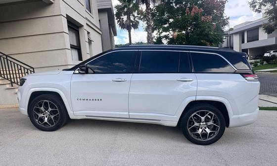 JEEP COMMANDER 1.3 T270 TURBO FLEX OVERLAND AT6